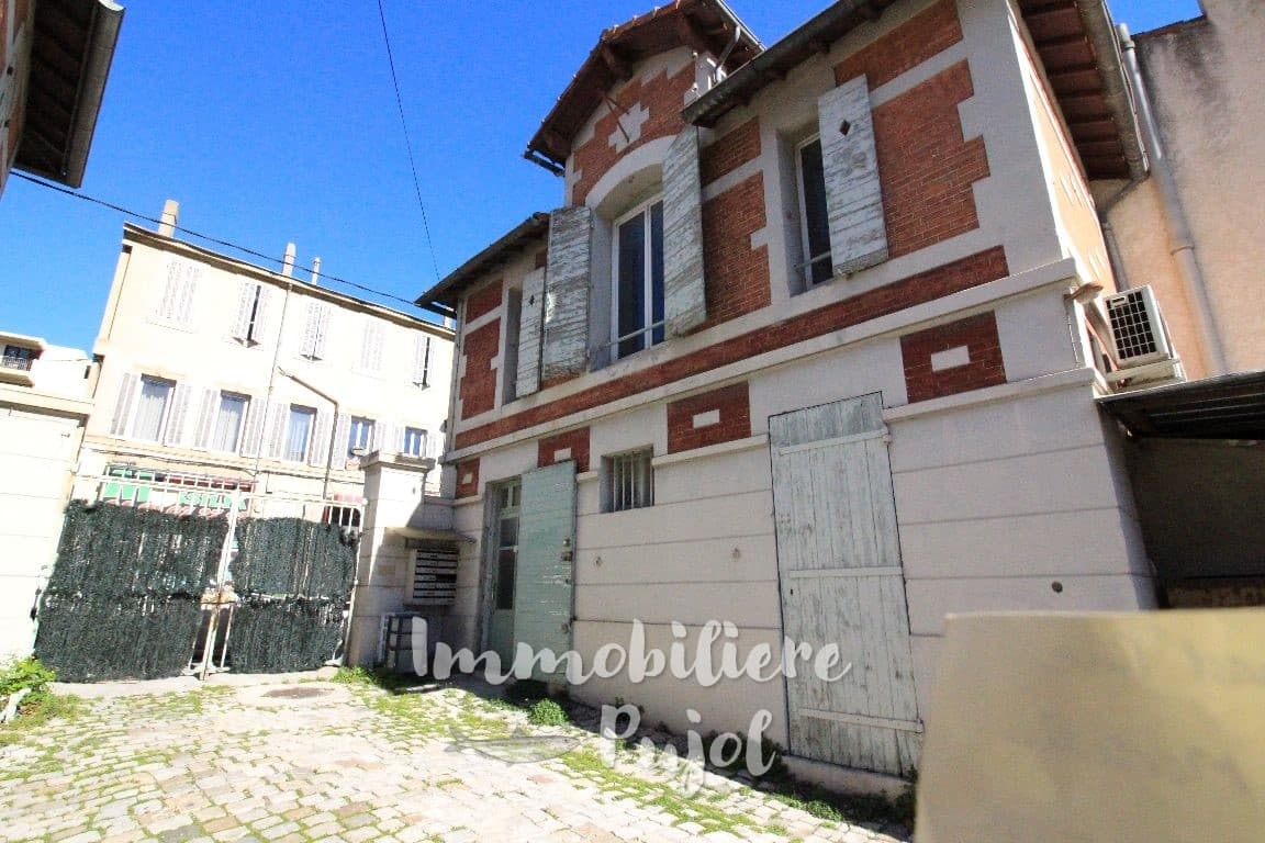 Bureaux à louer à MARSEILLE – photo 1