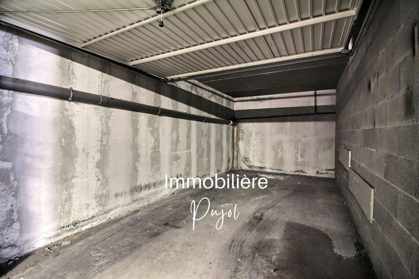 Parking/Box à louer à MARSEILLE – photo 3