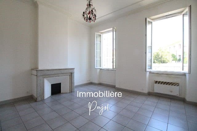 Appartement T2 à louer à MARSEILLE – photo 1