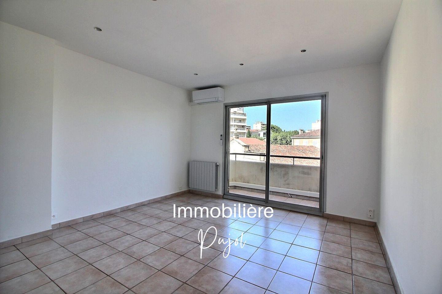 Appartement T3 à louer à MARSEILLE – photo 1