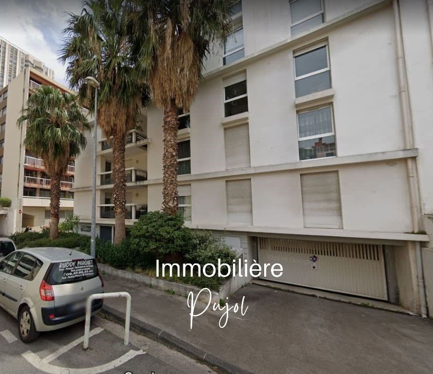 Bien à louer à MARSEILLE – photo 1
