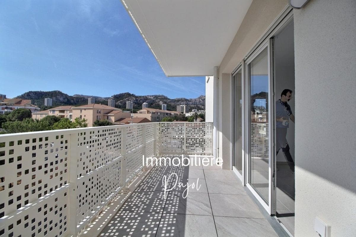 Appartement T2 à louer à Marseille 8eme Arrondissement – photo 1