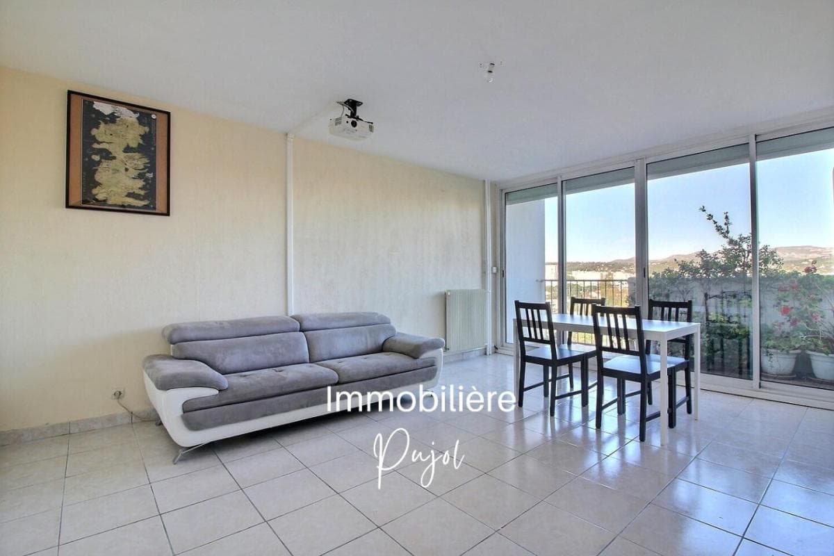Appartement T3 à louer à Marseille 11eme Arrondissement – photo 1