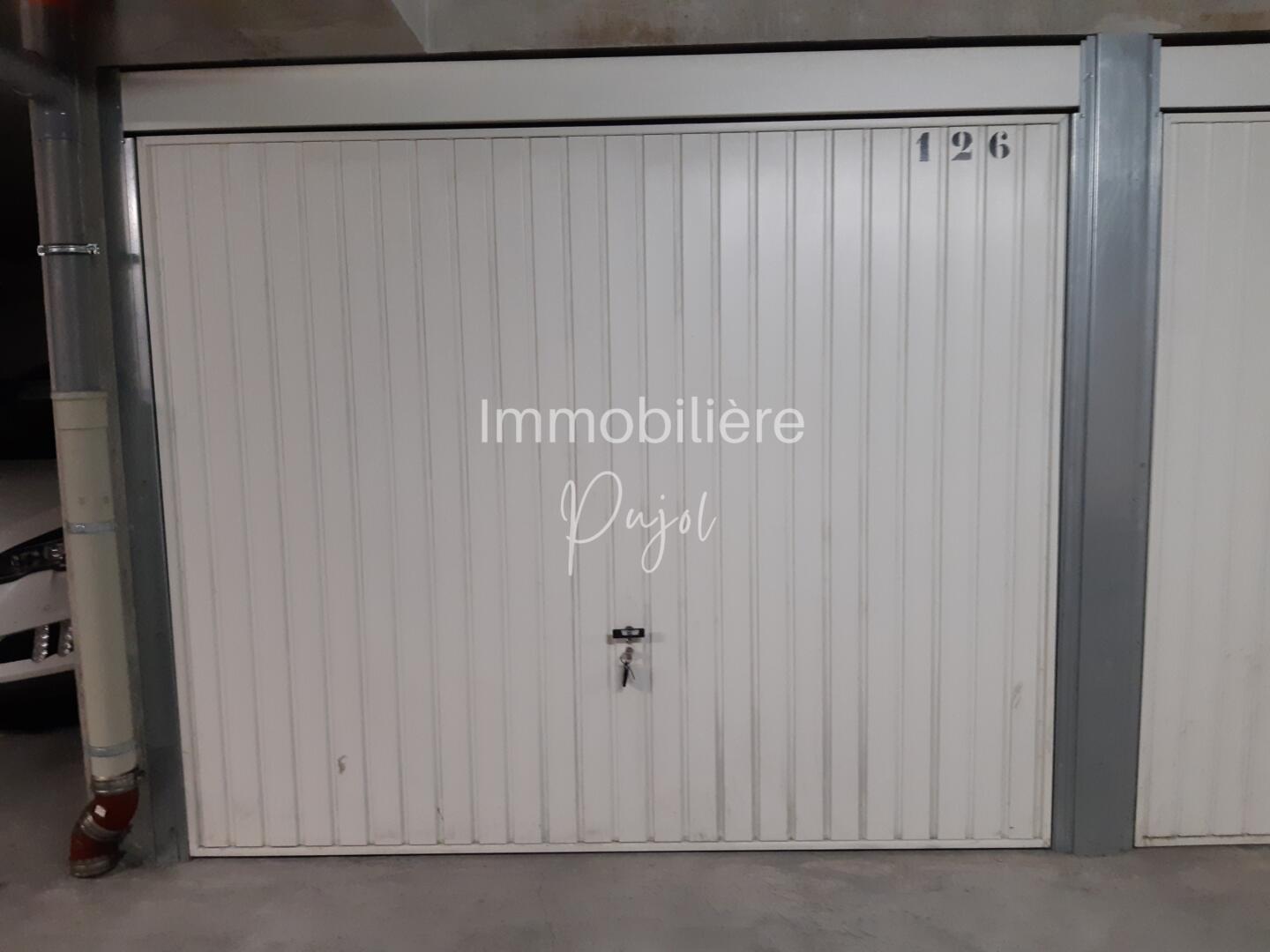 Bien à louer à MARSEILLE – photo 1