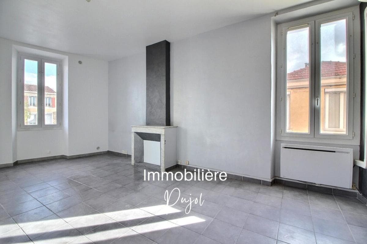 Bien à louer à !, Marseille 15eme Arrondissement! – photo 1