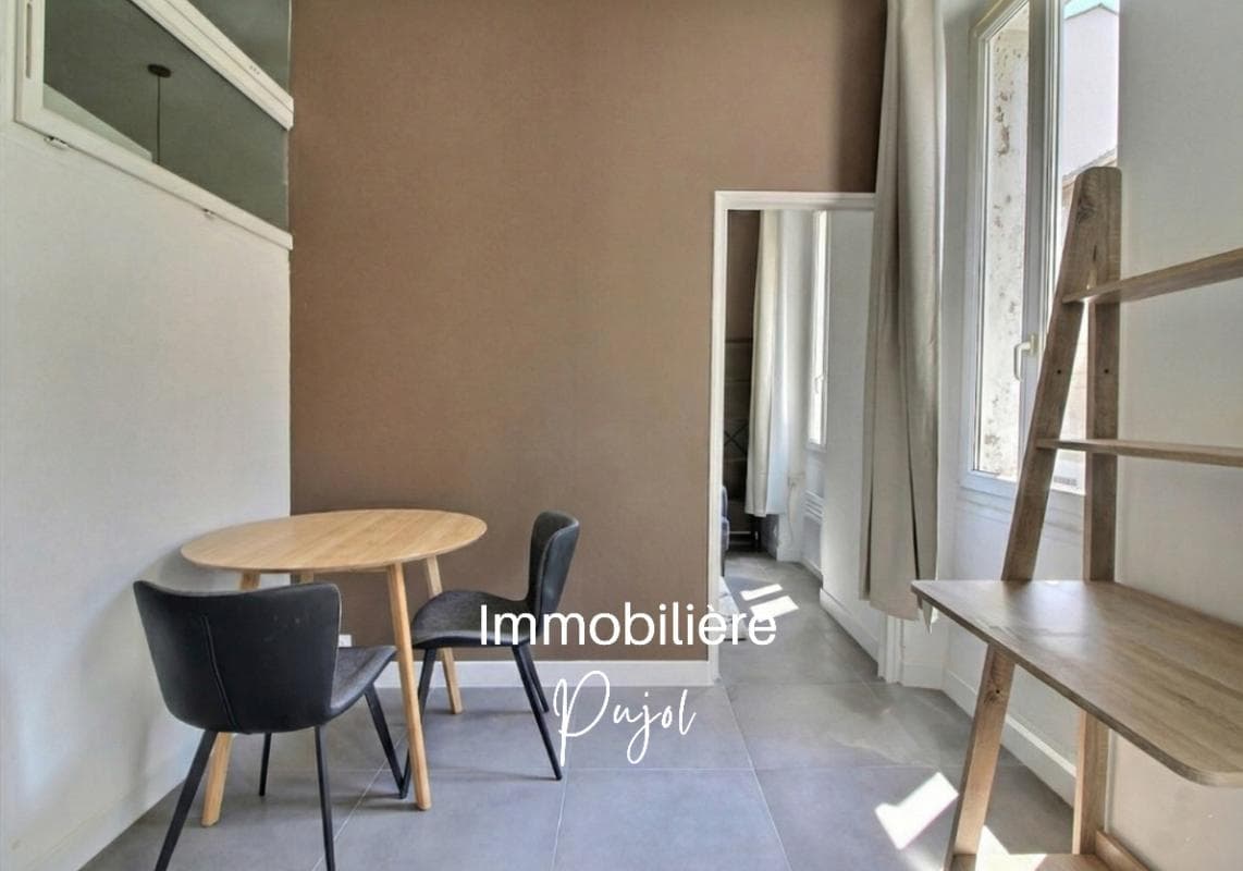 Appartement T2 à louer à Marseille 5eme Arrondissement – photo 1