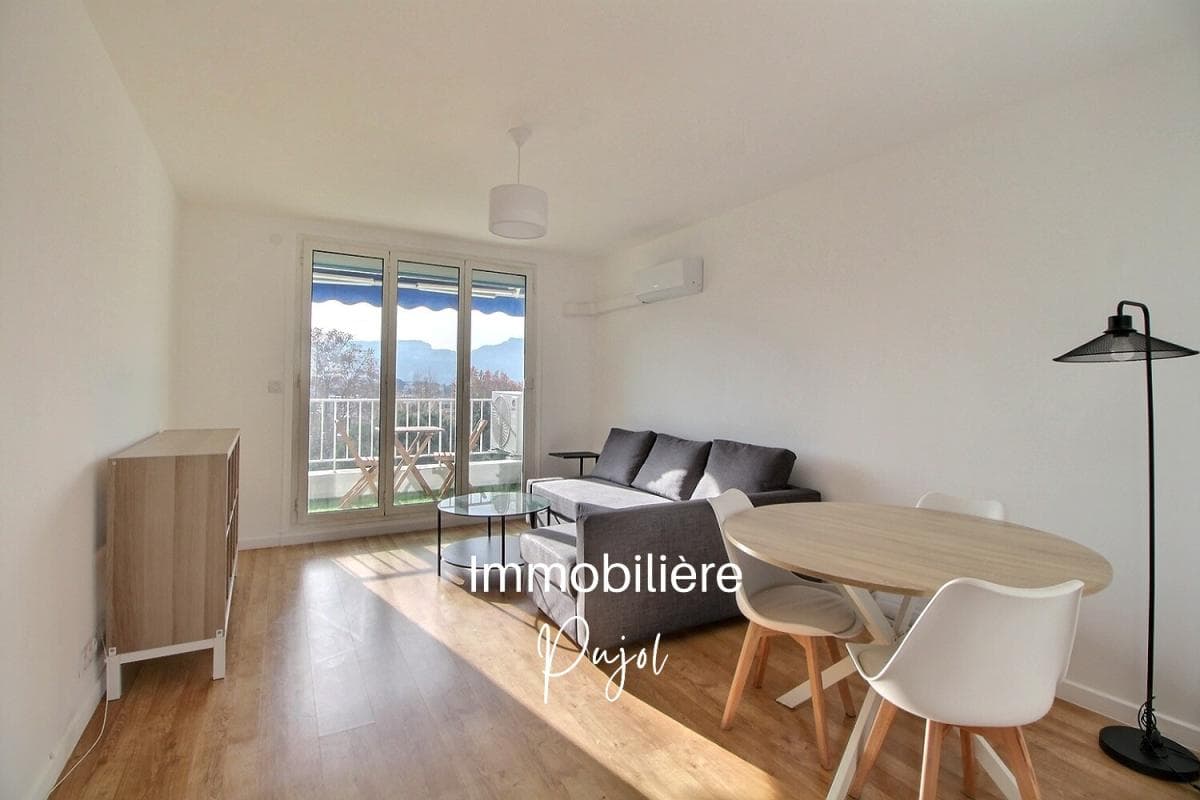 Appartement T3 à louer à Marseille 8eme Arrondissement – photo 1