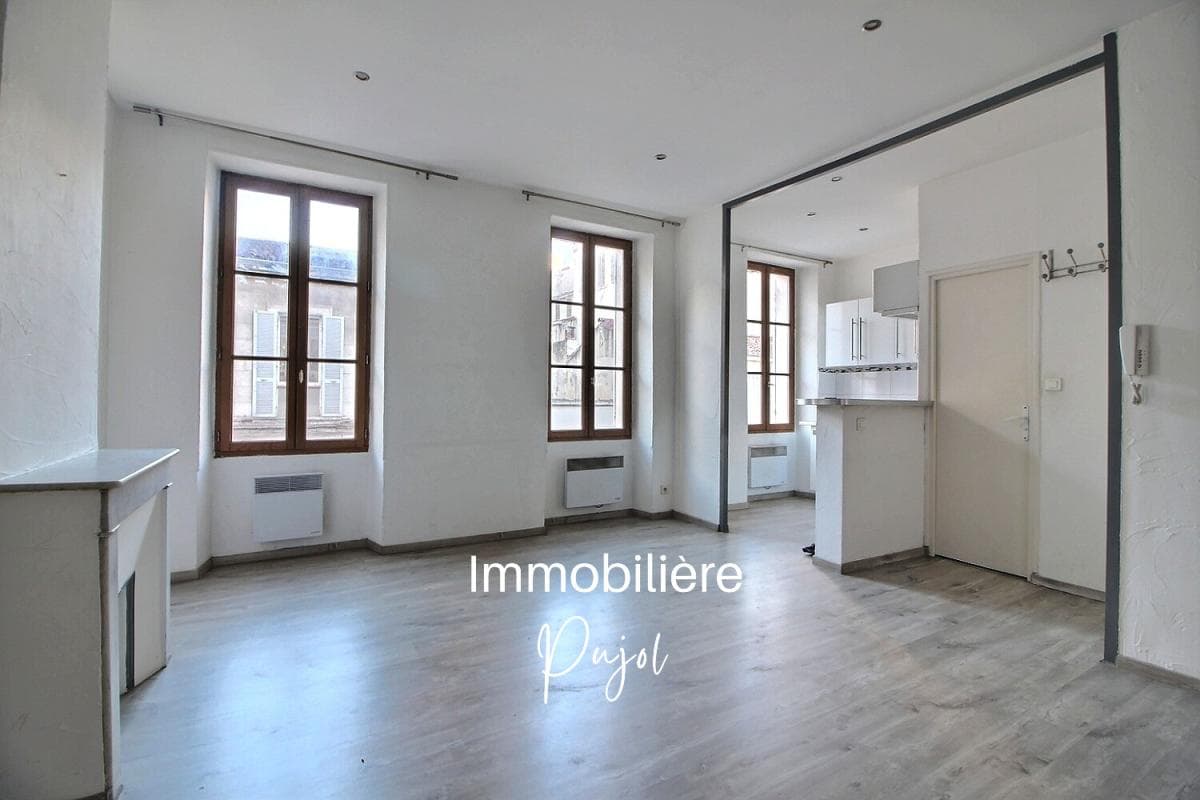 Appartement T1 à louer à Marseille 5eme Arrondissement – photo 1