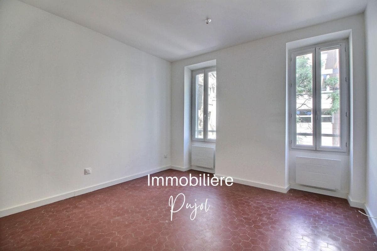 Appartement T1 à louer à Marseille 6eme Arrondissement – photo 1