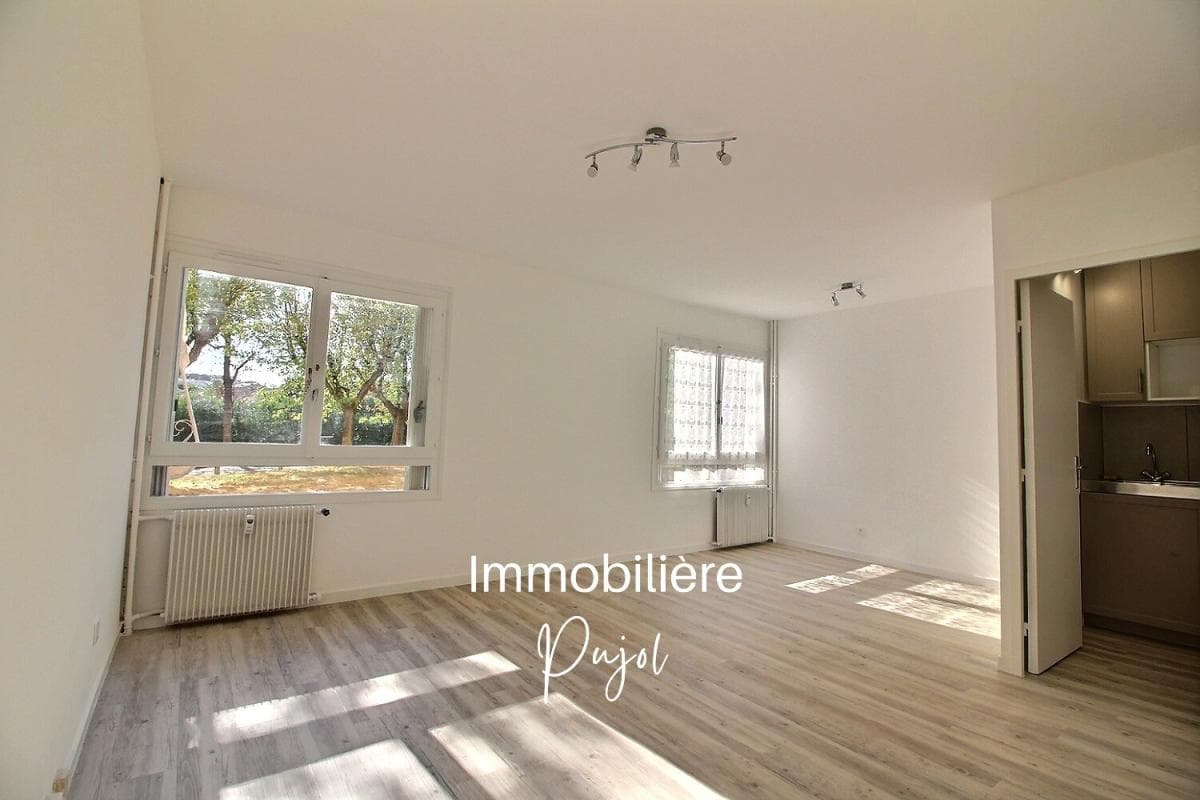 Appartement T1 à louer à Plan-de-Cuques – photo 1