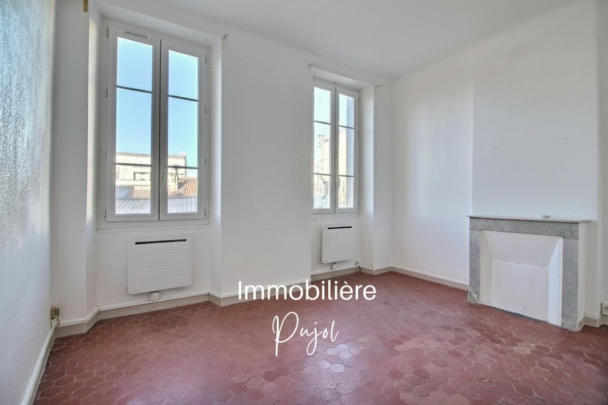Appartement T2 à louer à Marseille 5eme Arrondissement – photo 1