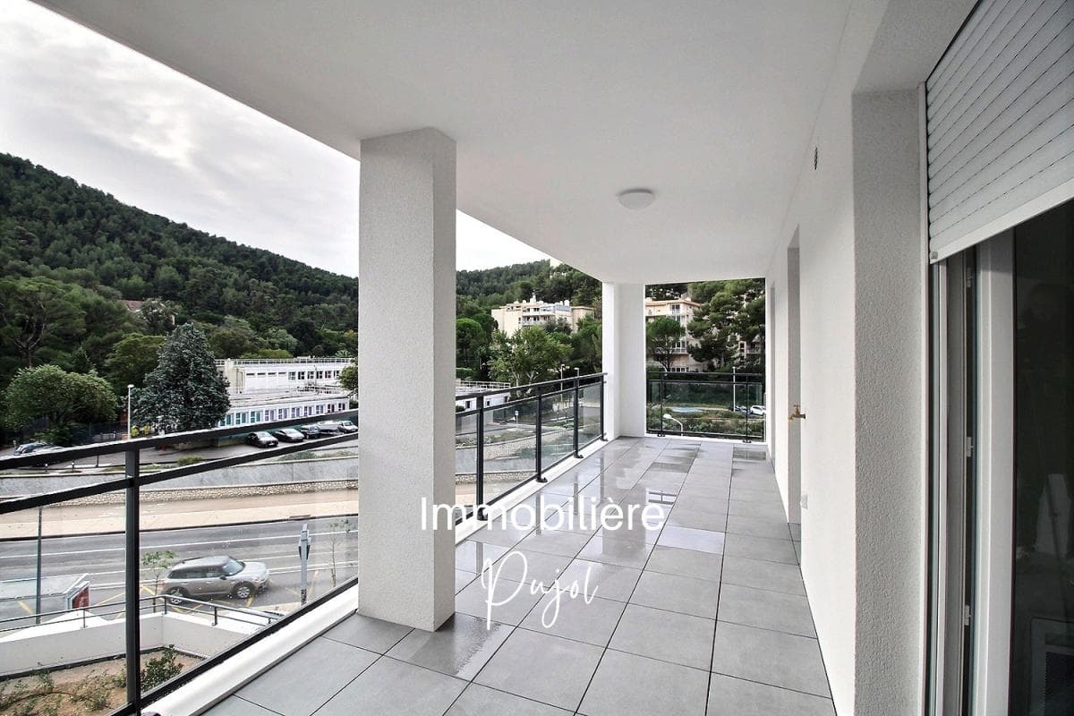 Appartement T3 à louer à Marseille 9eme Arrondissement – photo 1