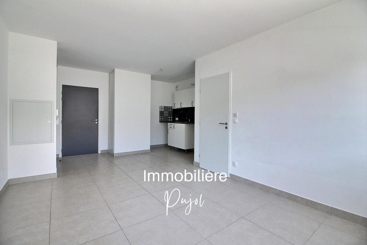 Appartement T2 à louer à Marseille 8eme Arrondissement – photo 1