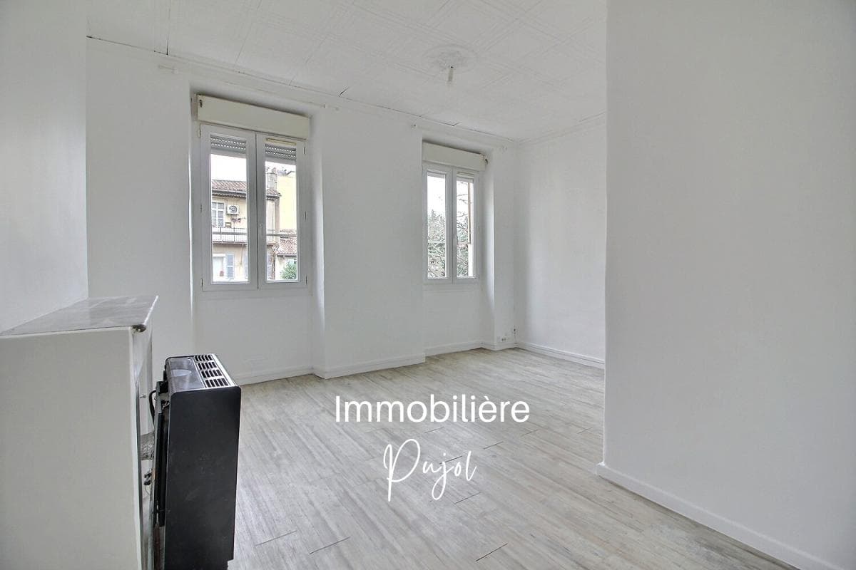 Appartement T1 à louer à Marseille 5eme Arrondissement – photo 1