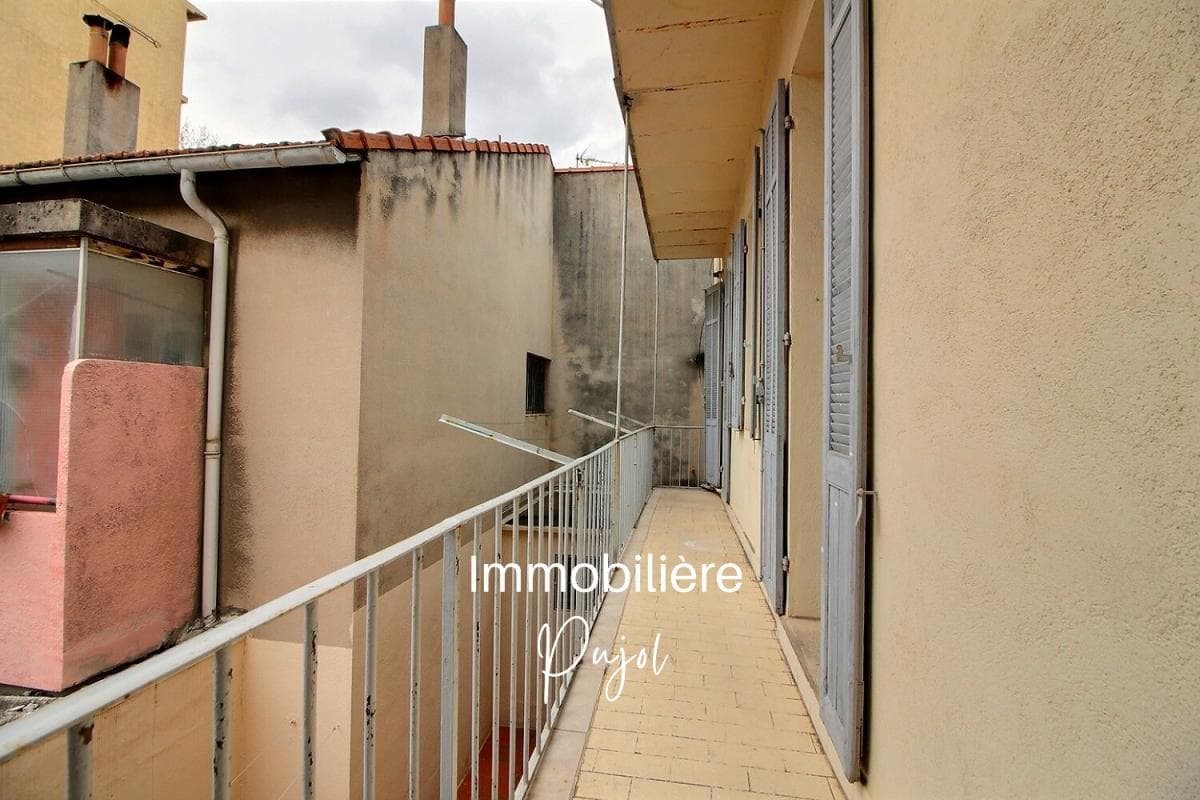 Appartement T2 à louer à Marseille 5eme Arrondissement – photo 1