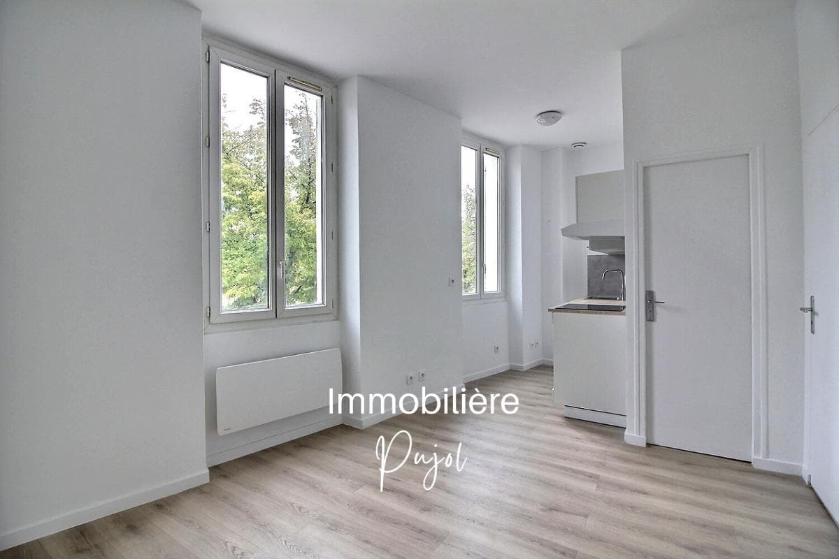 Appartement T1 à louer à Marseille 5eme Arrondissement – photo 1