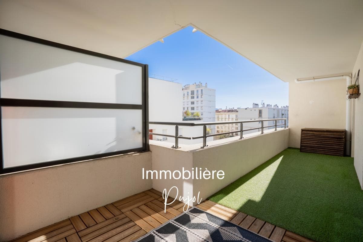 Appartement T3 à louer à Marseille 9eme Arrondissement – photo 1