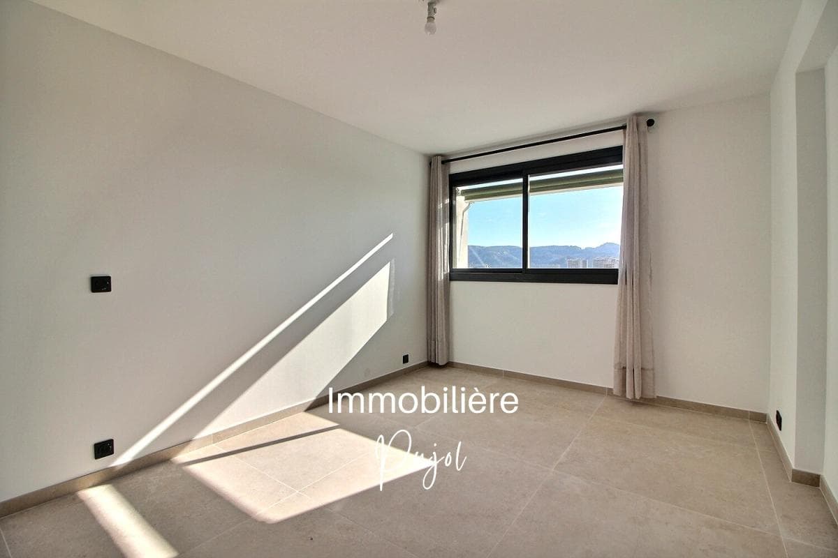 Appartement T4 climatisé de 105 m² avec terrasse vue mer, piscine et parking - Marseille 9ème, Résidence Parc Berger Galatée – photo 6
