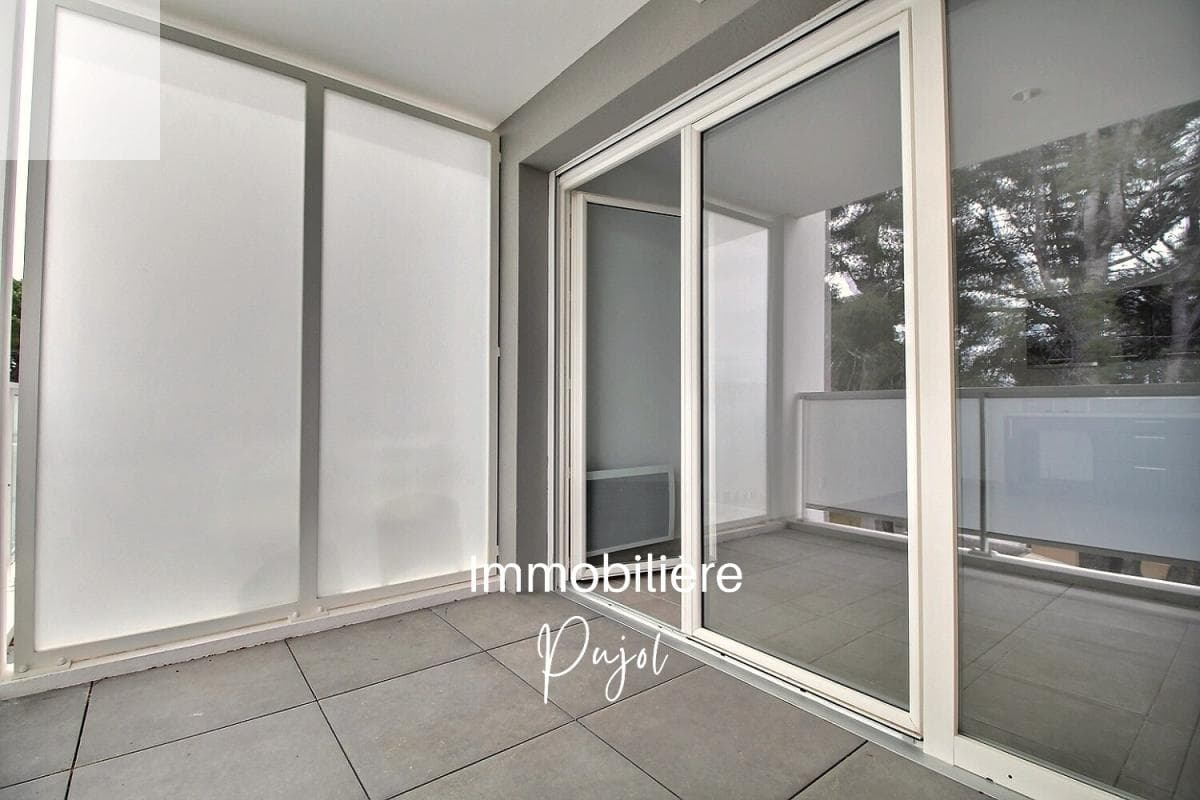 Secteur les trois-Lucs, 13012 - Appartement T2 avec terrasse et garage – photo 4