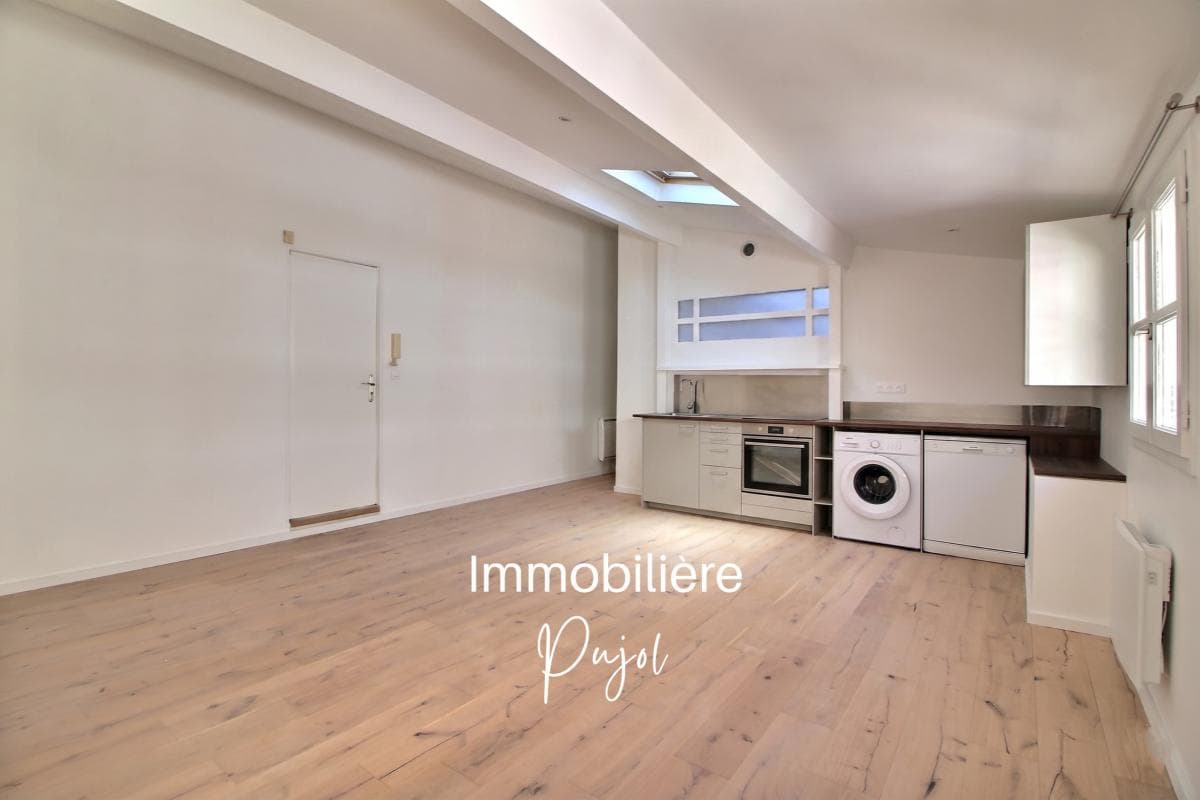Périer / Prado Marseille 13008 - location T2 rénové et climatisé de 39 m²  -  dernier étage – photo 2