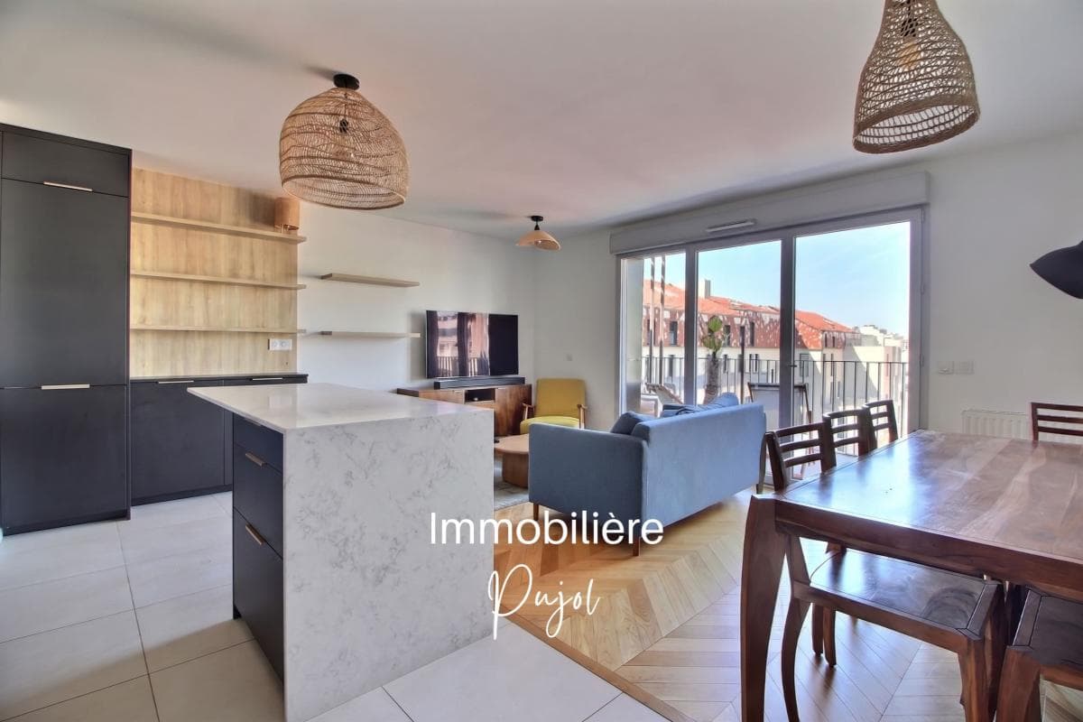 La Joliette 13002 - T3 meublé , lumineux, avec double terrasse et parking – photo 3