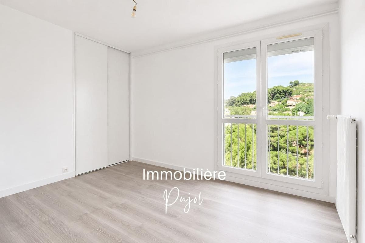 La Pomme 13010 - T4, balcon, cave et box – photo 4
