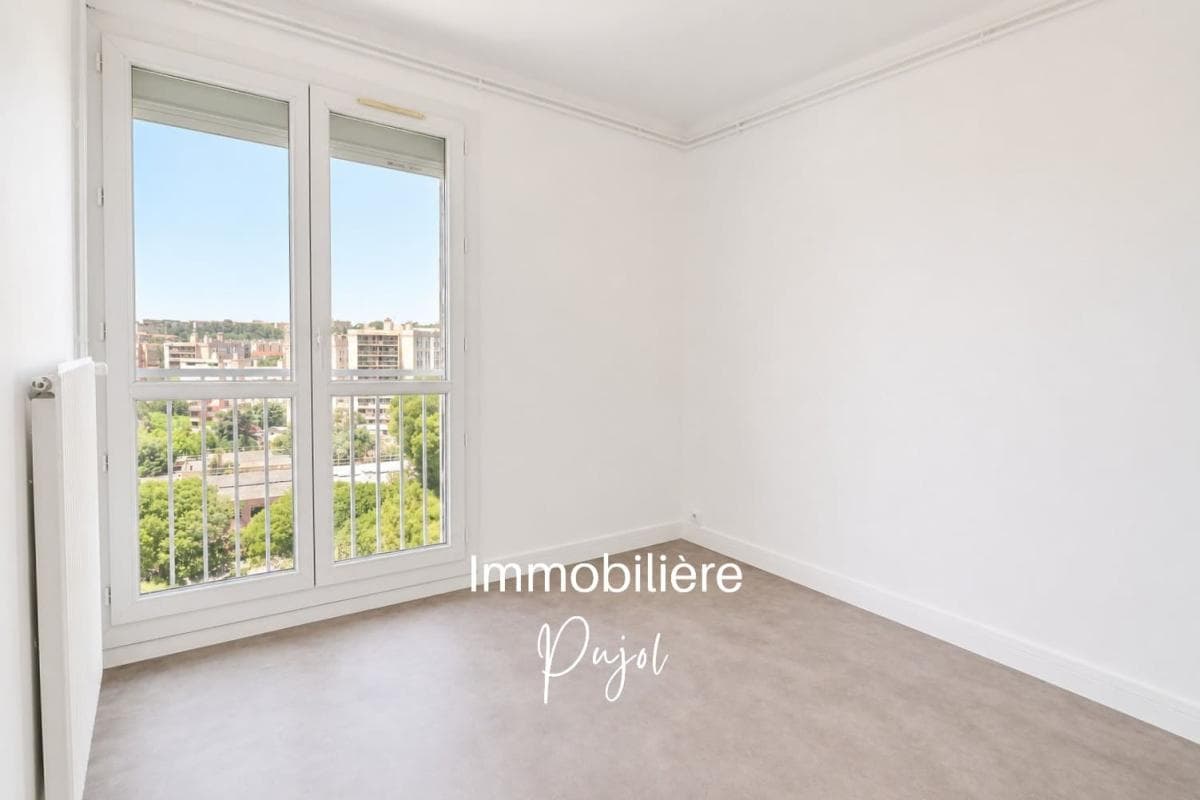 La Pomme 13010 - T4, balcon, cave et box – photo 3