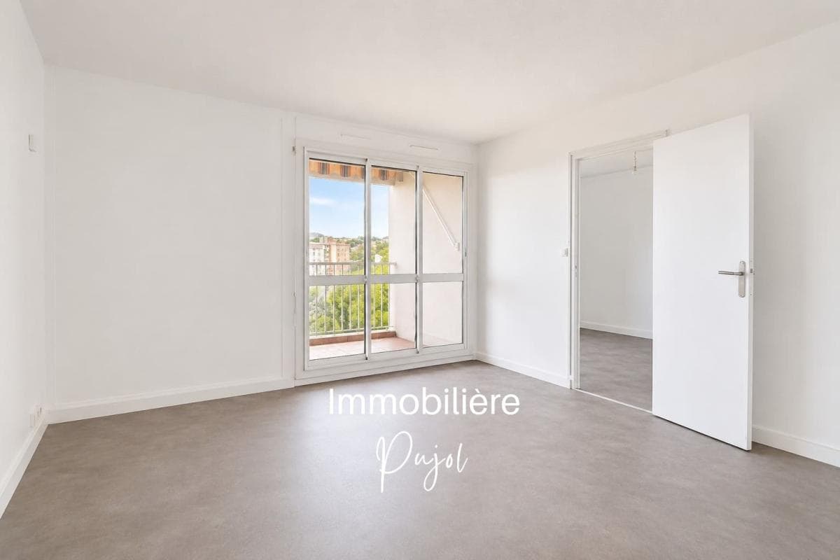 La Pomme 13010 - T4, balcon, cave et box – photo 2