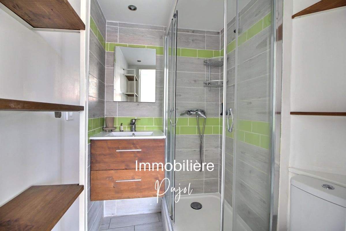 St Lambert 13007 -T2 meublé et lumineux – photo 6