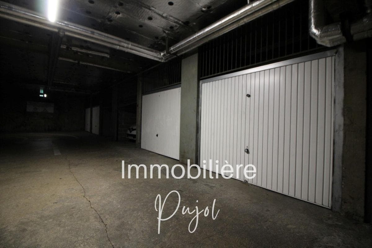 Lodi- Garage fermé sous-sol – photo 1