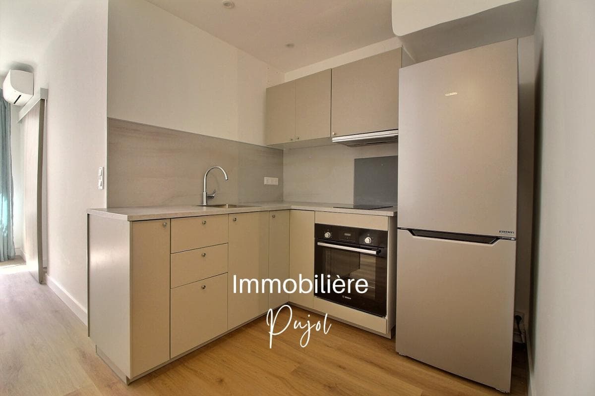 Cinq Avenue - T2 climatisé et meublé – photo 3