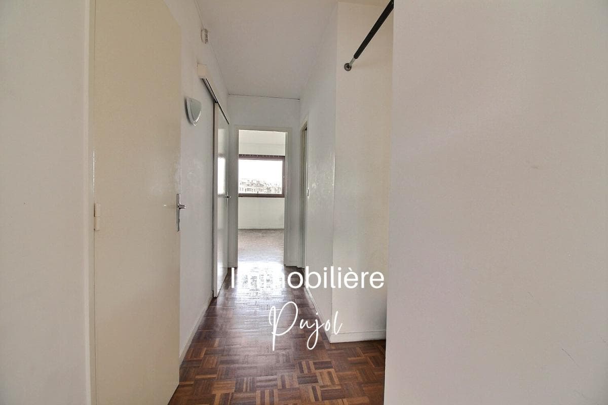 Castellane 13006 - T3 traversant avec terrasse et cave – photo 6
