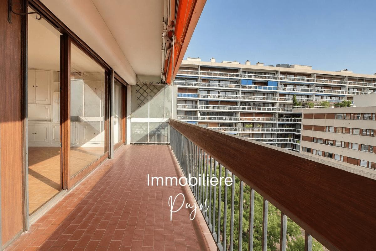 Castellane 13006 - T3 traversant avec terrasse et cave – photo 1