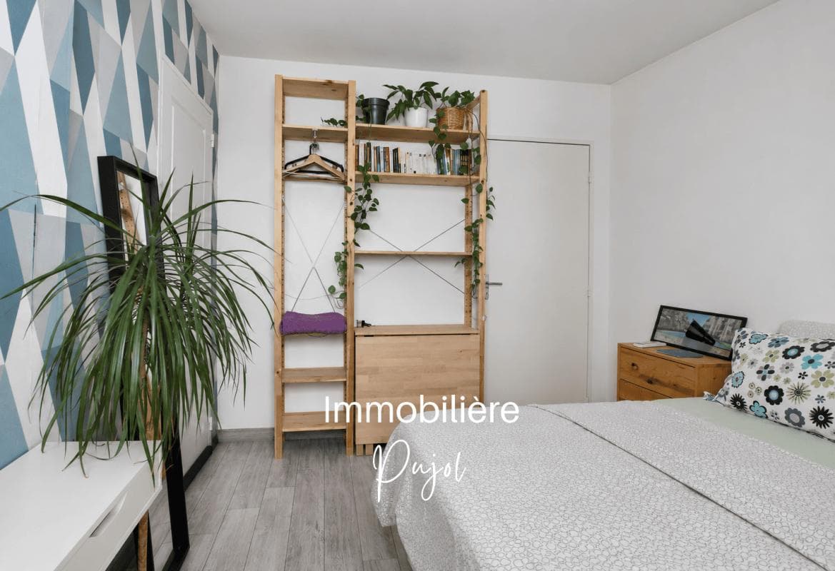 Joliette 13002 -  T2 meublé climatisé - stationnement et balcon – photo 6