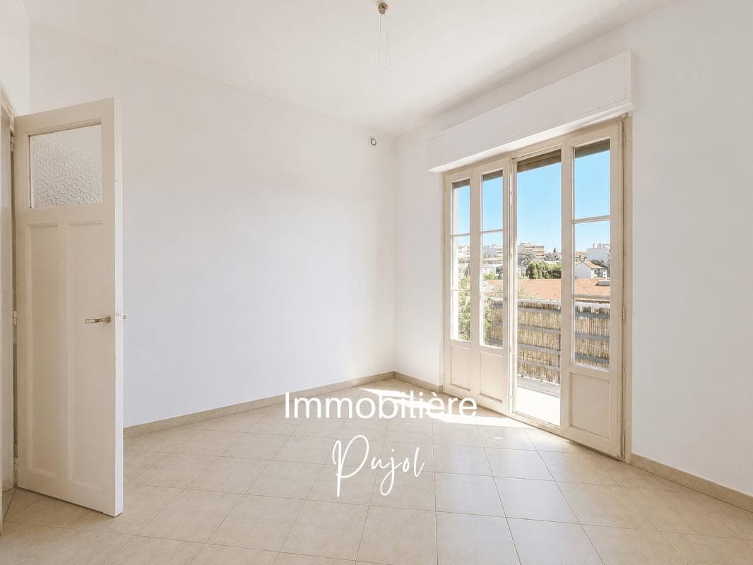Le Camas - Type 2 avec balcon en dernier étage et cave – photo 1