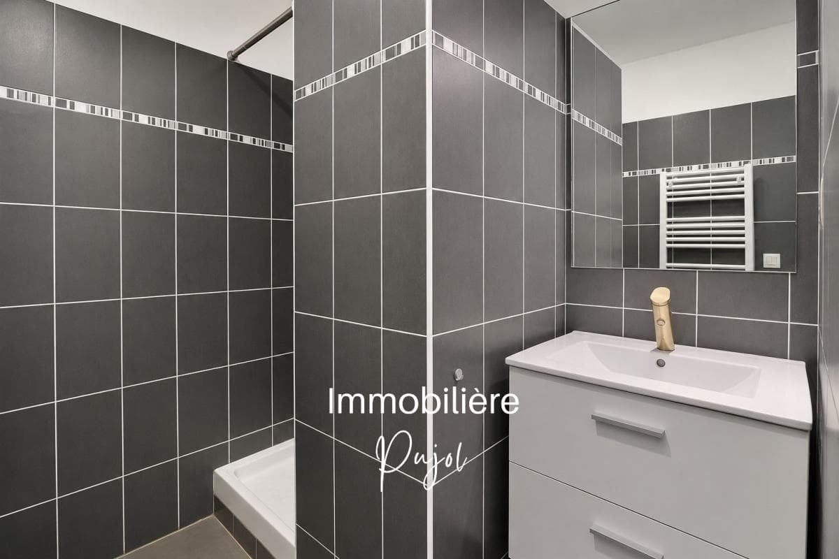 Périer/Rouet - T4 meublé, climatisé avec terrasse et garage – photo 10