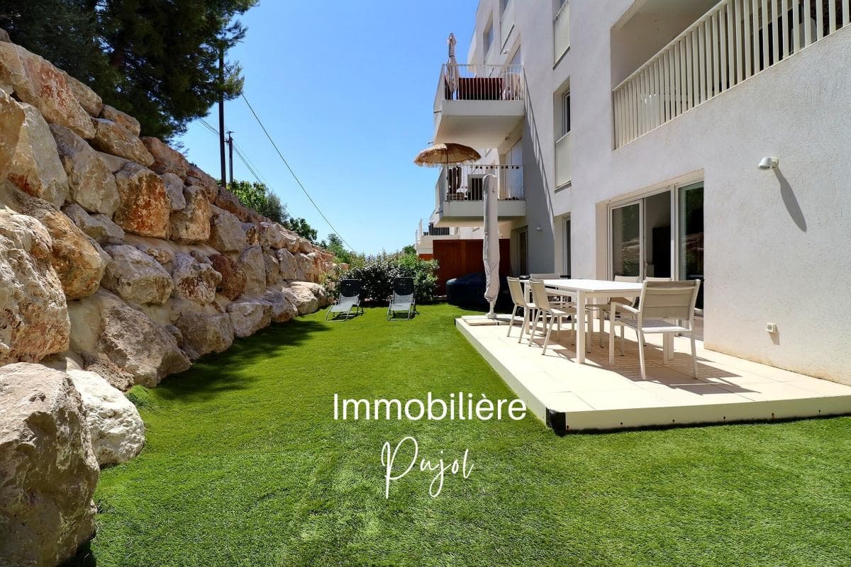 La Loubière - T4 avec jardin privatif, terrasse et deux garages – photo 1