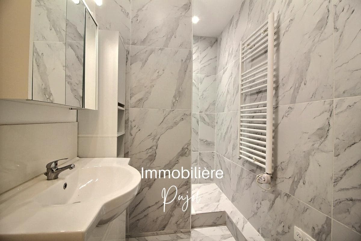 Sainte Anne 13008 - Studio meublé et lumineux, calme,  proche commerces – photo 5