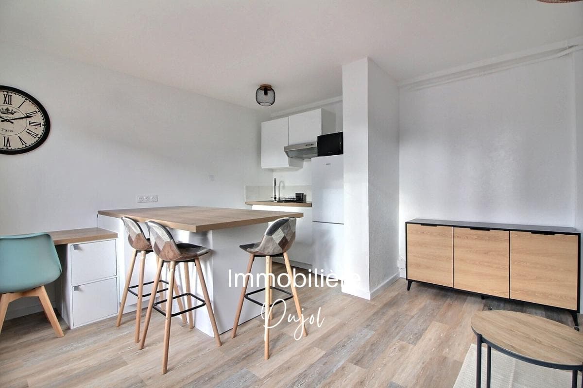 Sainte Anne 13008 - Studio meublé et lumineux, calme,  proche commerces – photo 2