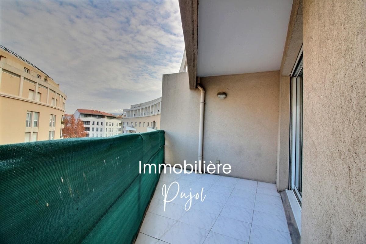 Castellane/Lodi 13006 - T2 avec balcon et parking – photo 2