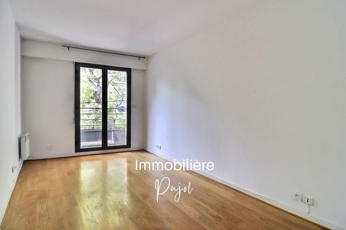 St Giniez 13008 - T3 traversant avec terrasse – photo 5