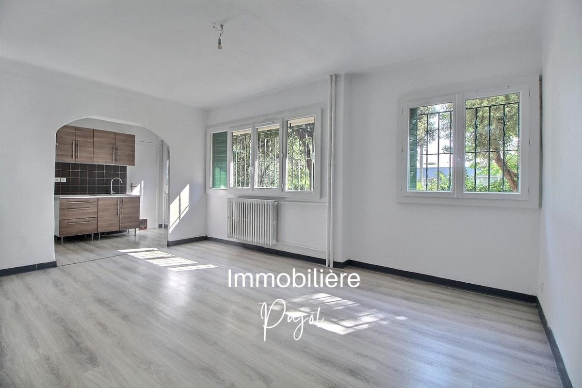 Si Giniez 13008 - T3 rénové, sur jardin au calme , proche métro – photo 1