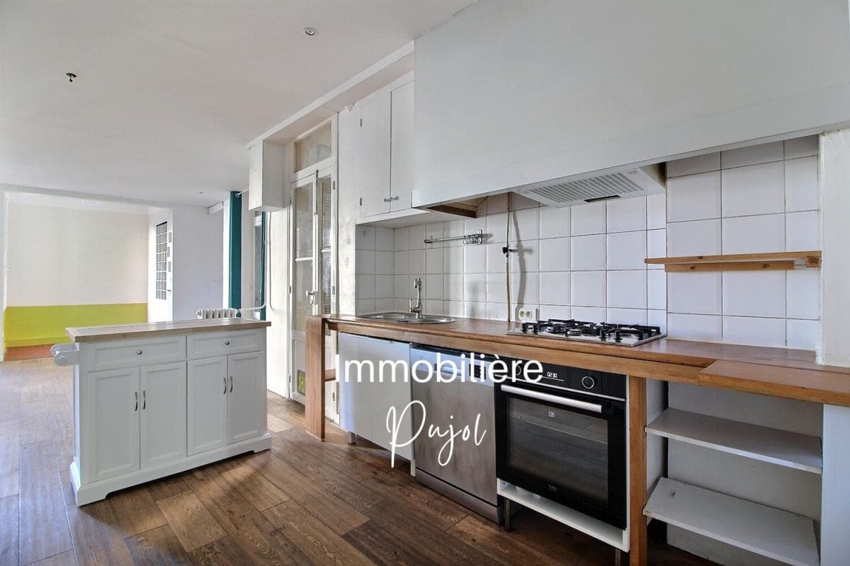 Castellane/Baille 13006 - Appartement T3 de 85 m² au calme – photo 4