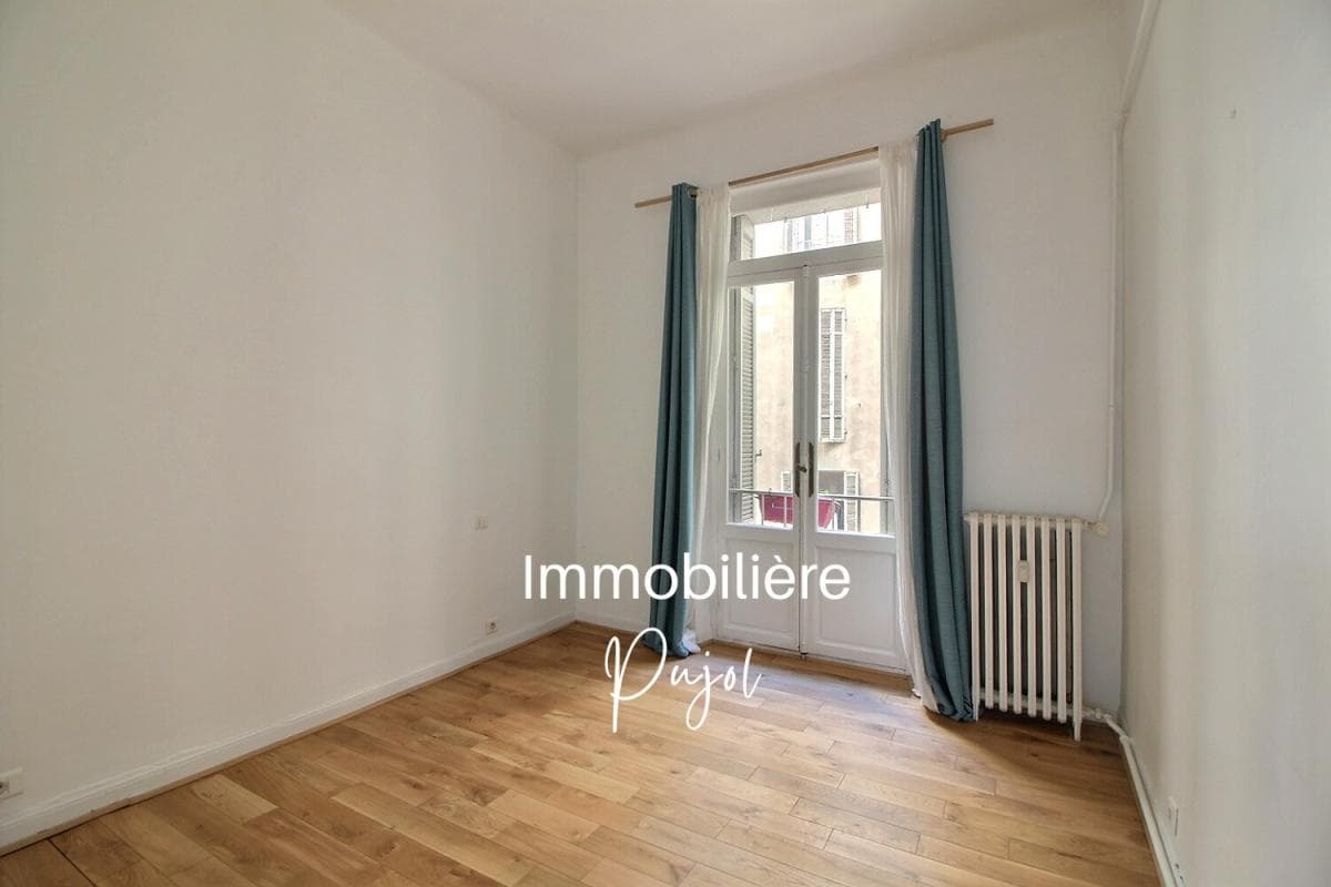 Castellane/Baille 13006 - Appartement T3 de 85 m² au calme – photo 5