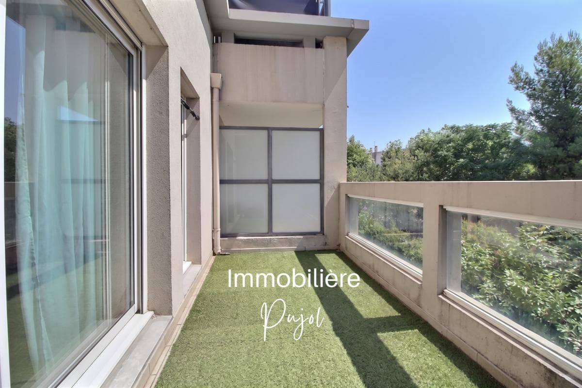 St Tronc / 13010 - T3 climatisé avec terrasse et garage double – photo 1