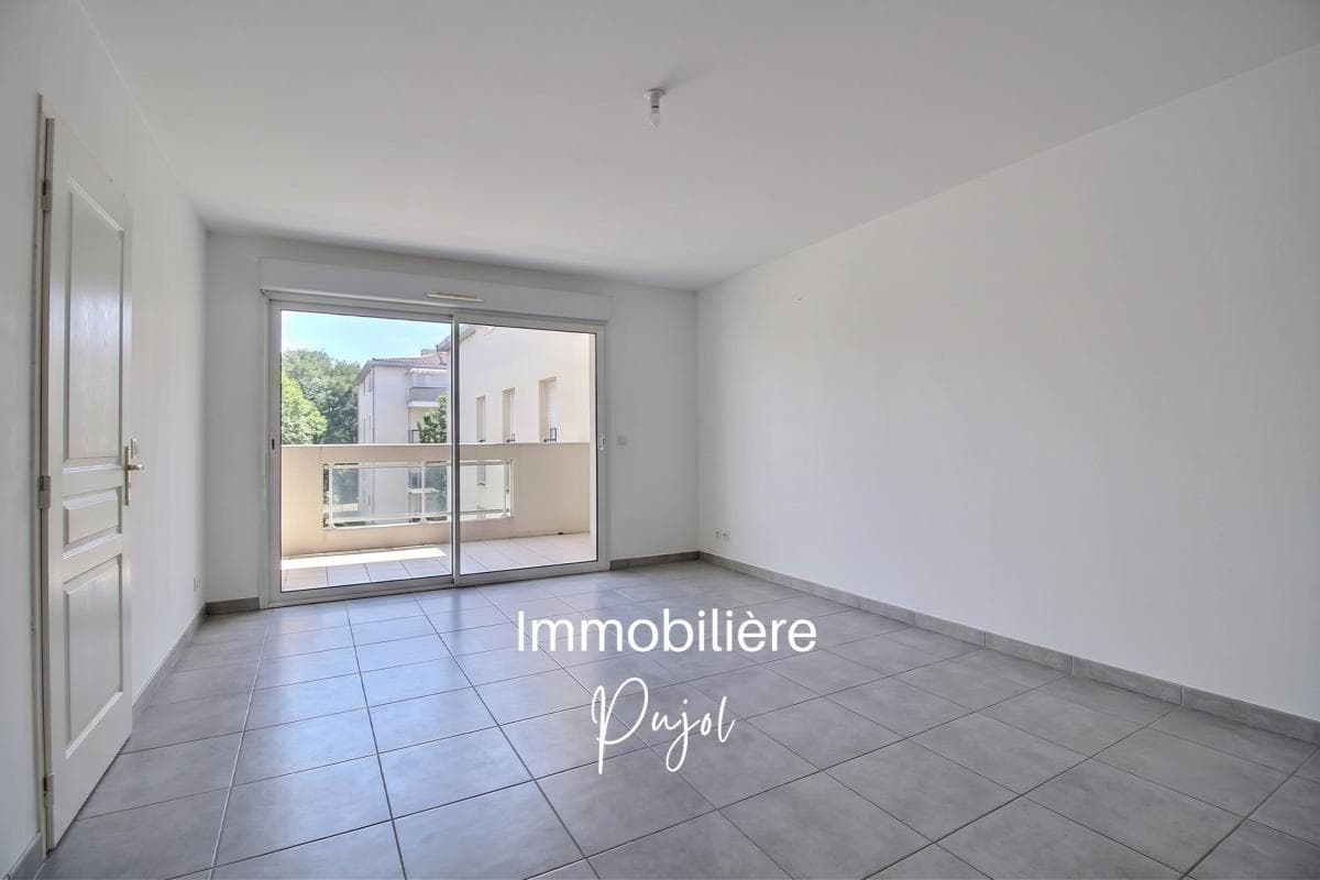 St Tronc / 13010 - T3 climatisé avec terrasse et garage double – photo 2