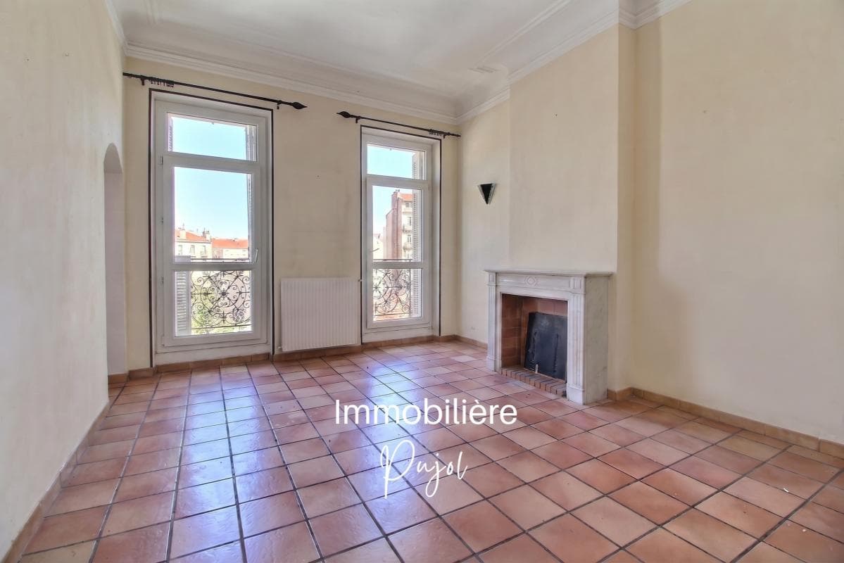 Castellane 13006 - Appartement T3 lumineux avec balcon – photo 3