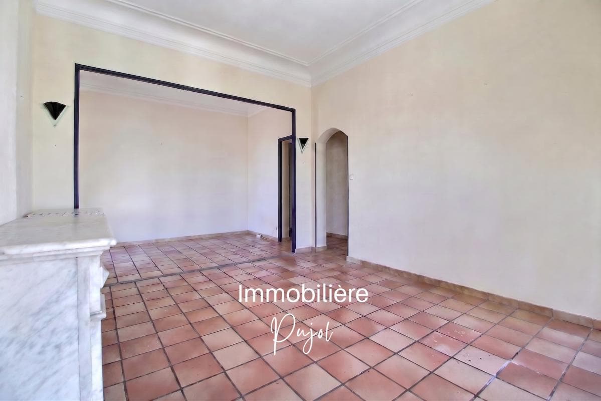 Castellane 13006 - Appartement T3 lumineux avec balcon – photo 4