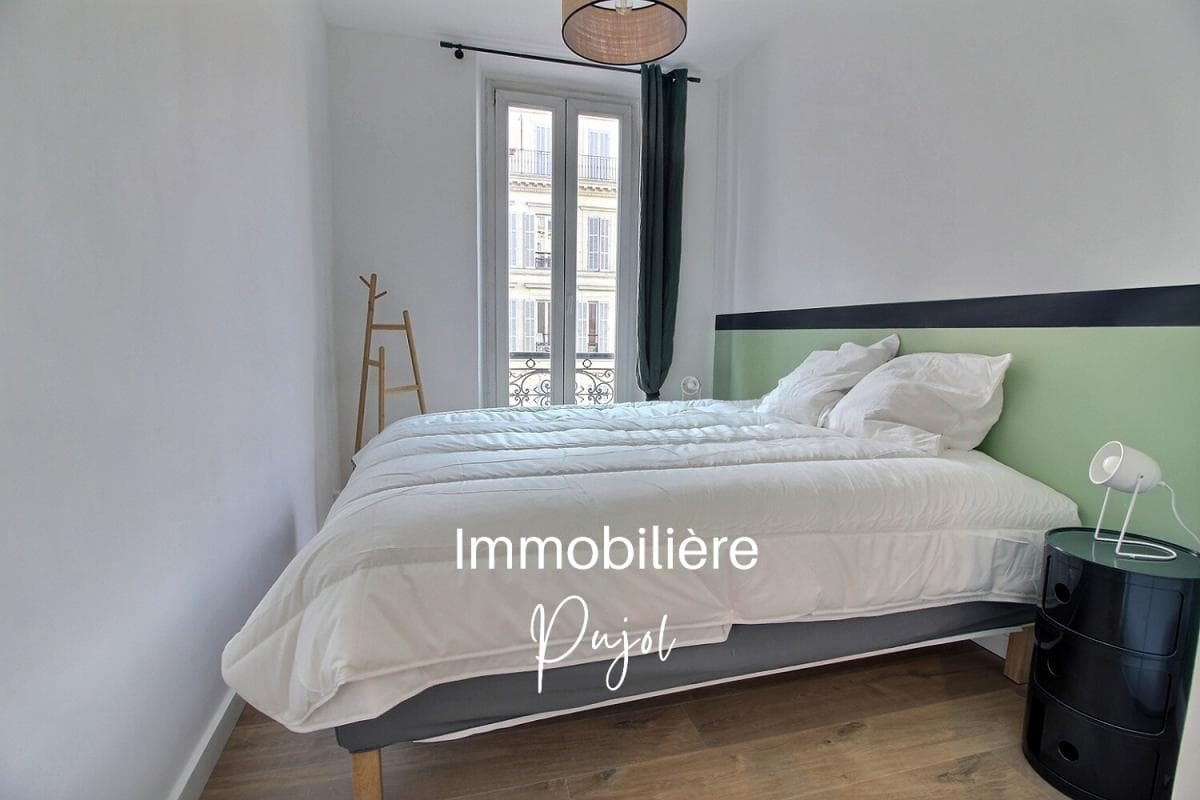 Castellane 13006 -  Type 3 traversant, rénové, meublé et climatisé – photo 9