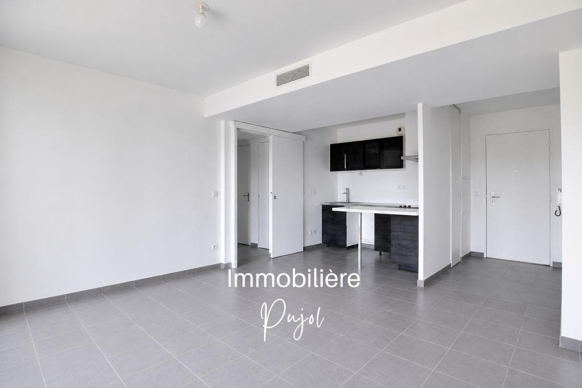 Beaumont 13012 -  T3 récent avec garage et terrasse – photo 3
